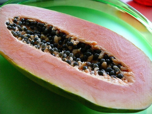 Papaya är bra mot mycket, bland annat kramp