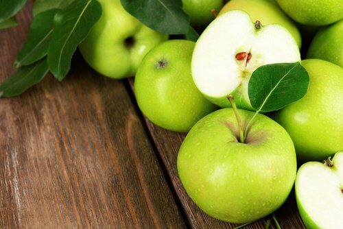 Vaihdevuodet ja ruokavalio: omenat