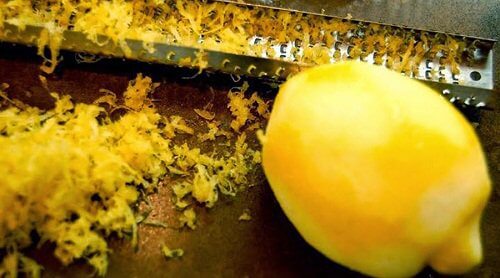 얼린 레몬 활용하기 감귤류 과일의 껍질을 활용하는 방법 6가지
