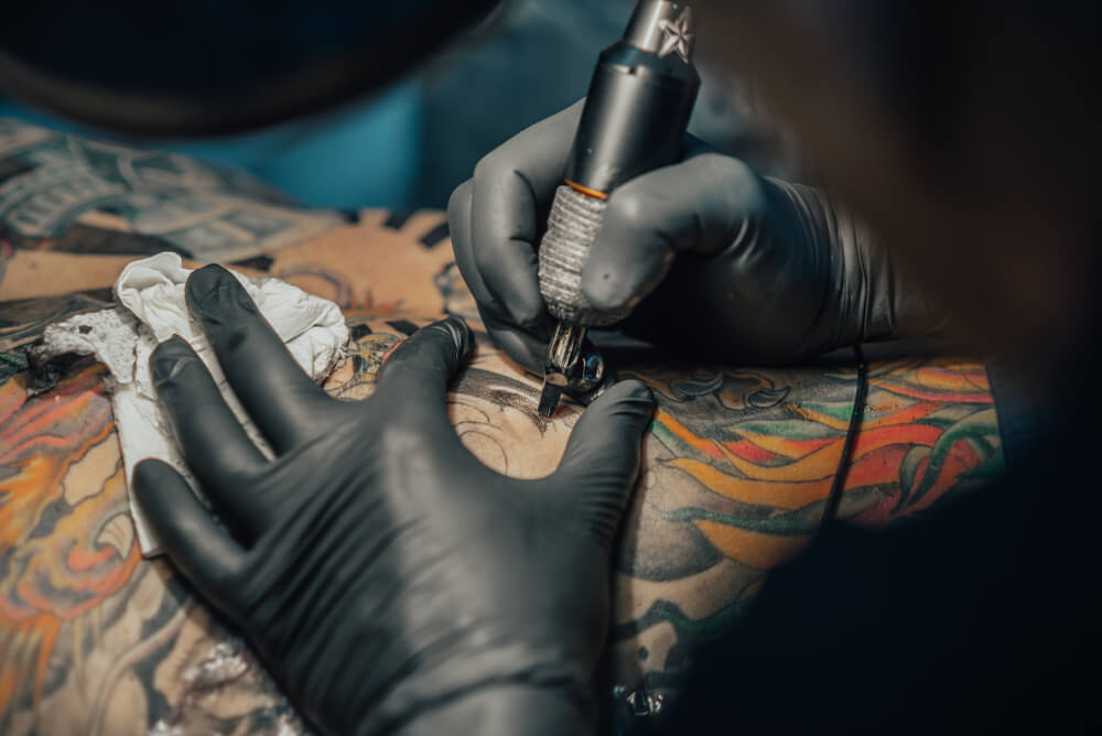 Discover Why Getting a Tattoo Can be Dangerous in This Article