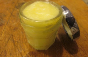 Learn How to Make an Antibiotic Garlic Ointment at Home