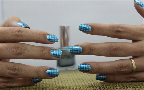 prevent nails from breaking