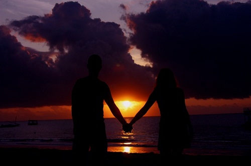 couple holding hands