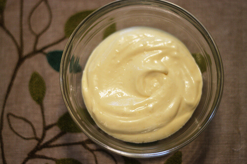 Mayonnaise made from soy milk