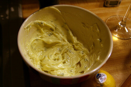 Hazelnut and pear mayonnaise