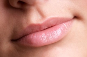 Simple Tips on How to Get Fuller Lips