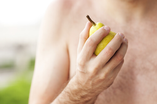 Pear is good for the heart and health