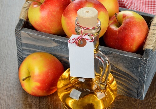 apples and oil