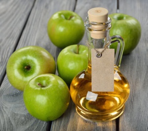 Five Beauty Treatments with Apple Cider Vinegar
