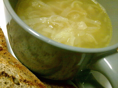 Onion soup for light dinners