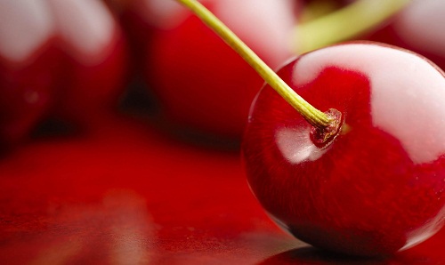 4 cherries