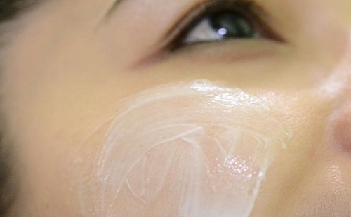 ALT TITLE eyelashes