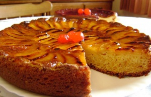 Delicious Apple Sponge Cake Recipe