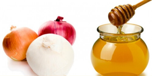 Onion and honey for hair health