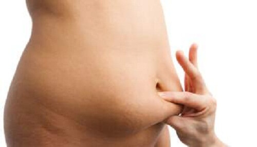 A person with abdominal fat.
