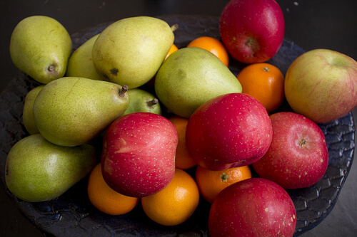 ALT TITLE Apples and pears can be helpful to reduce your caloric intake