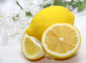7 Uses of Lemon For Beauty