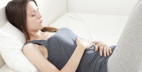 Symptoms of Kidney Infections: Nausea and vomiting