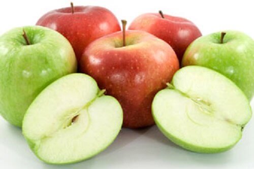 Whole and cut apples