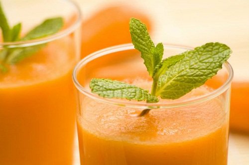 Apple and carrot juice