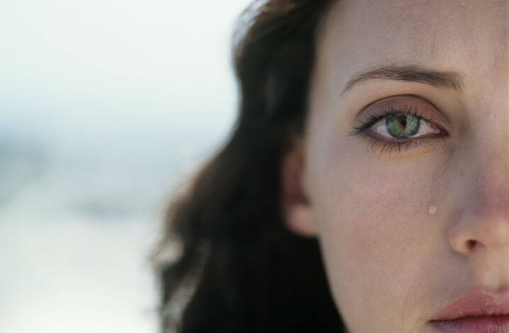 A woman hurt by an infidelity.