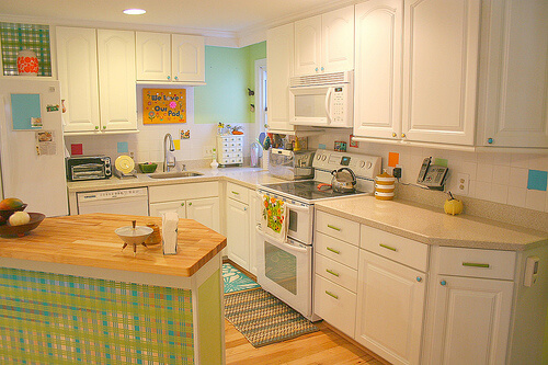 ALT TITLE kitchen