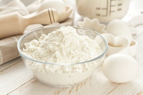 A bowl of baking soda.