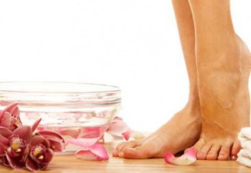 Homemade VapoRub feet
