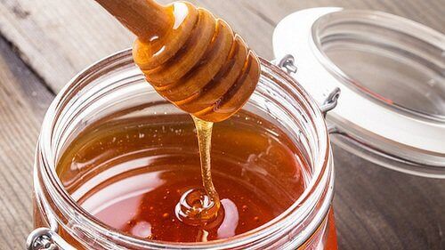 Honey in Tibetan elixir