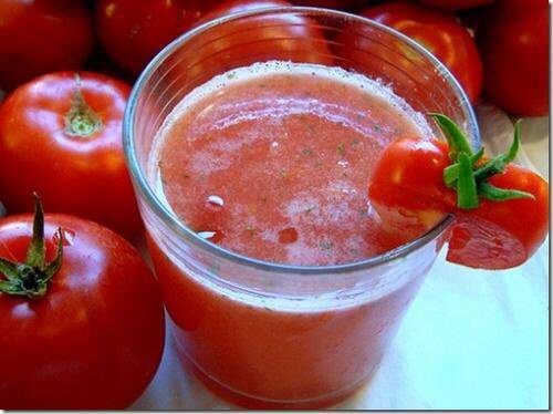 Tomato Juice in the Morning has Amazing Benefits