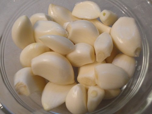 Benefits-of-garlic-juice