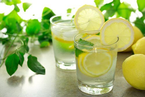 reduce belly fat lemon