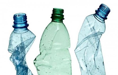 Plastic can affect your thyroid.
