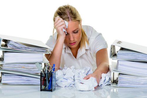 Woman hacing troubles focusing