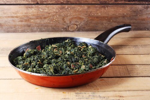 Never reheat spinach because it contains a high percentage of nitrates