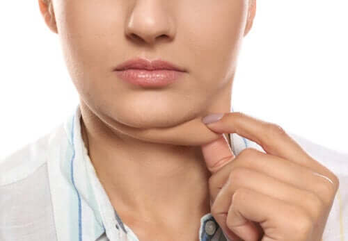 Seven Exercises to Help Get Rid of Your Double Chin