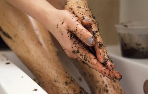 Exfoliating skin with coffee