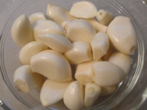 Benefits of Drinking Garlic Tea Every Morning!