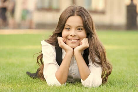 A girl with brown hair.