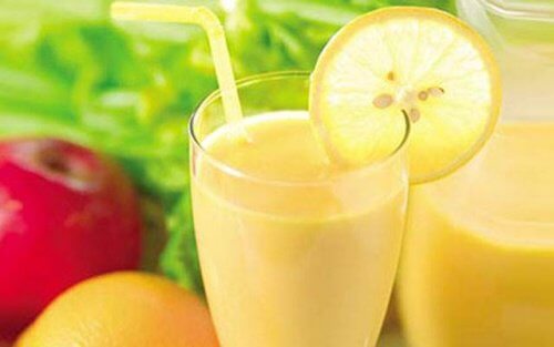 Apple, Lemon, and Grapefruit Smoothie to Help Weight Loss