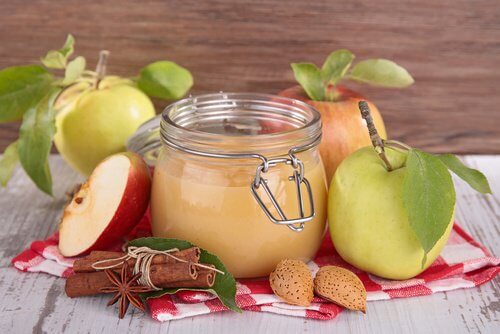 Some applesauce.