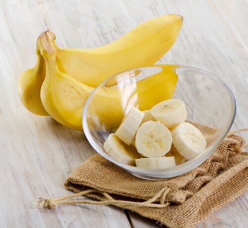 Banana slices in a bowl