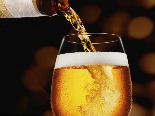 8 Benefits of Drinking Beer in Moderation
