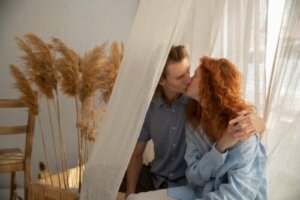 10 Things Healthy Couples Do Together