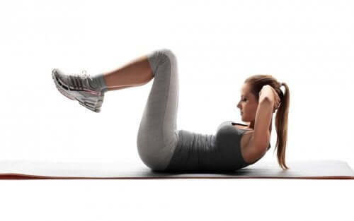 6 Exercises to Strengthen Abs and Improve Flexibility