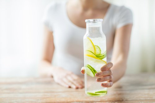 2 detox water