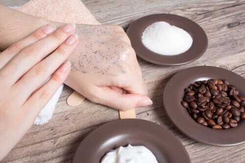 The 5 Best Natural Exfoliants
