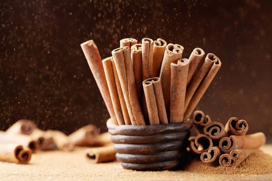 The benefits of cinnamon.