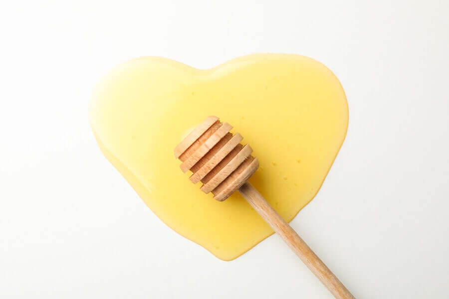 Honey in the shape of a heart.