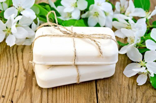 You should never share bars of soap